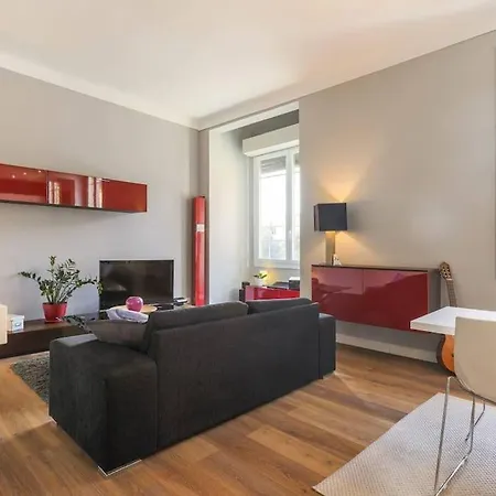 2 A 15 Mn De La Apartment *